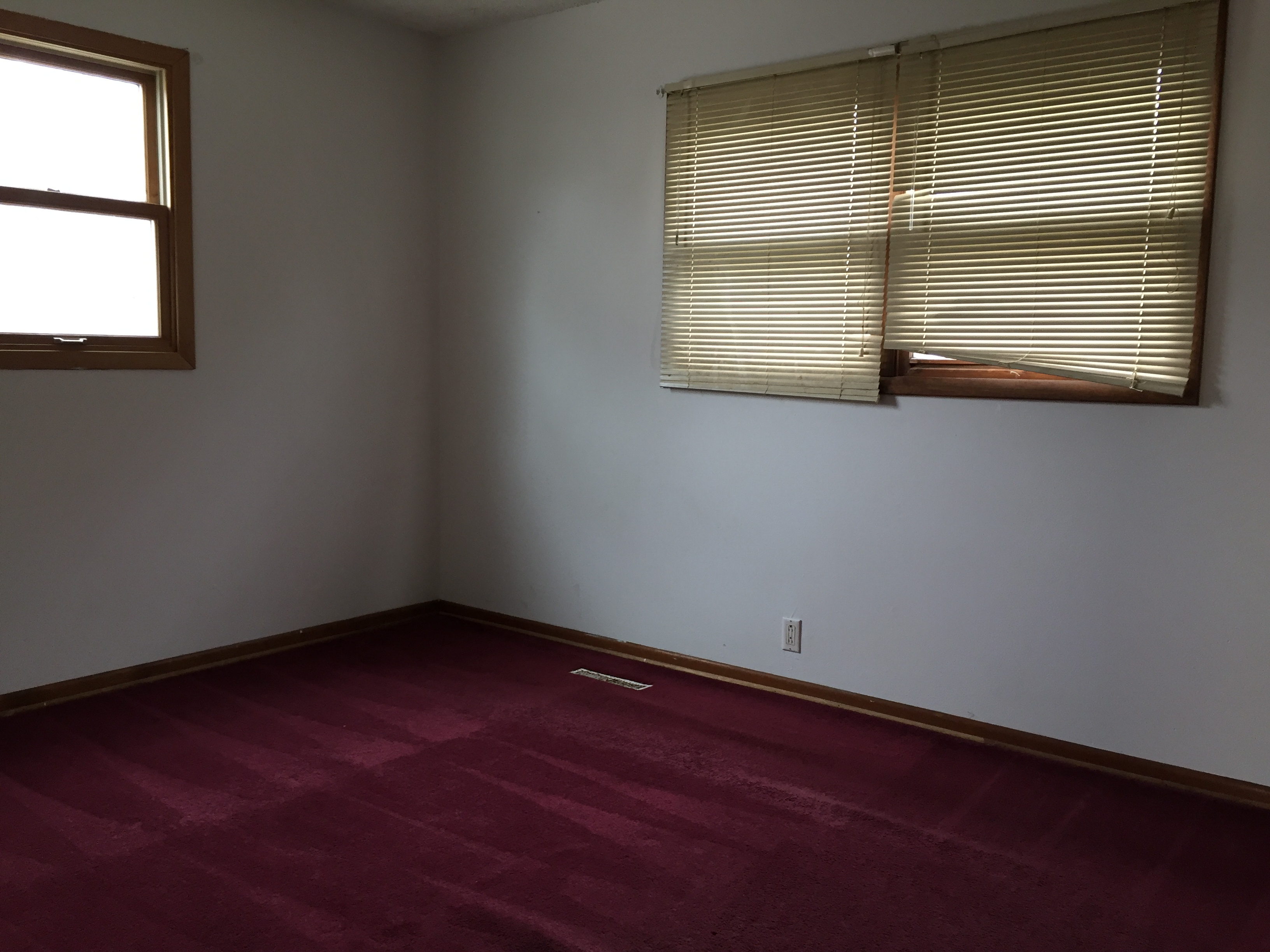 waterloo House Real Estate 1222 Columbia SulenticFischels